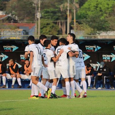 La cima de la Sub 16 sigue siendo franjeada