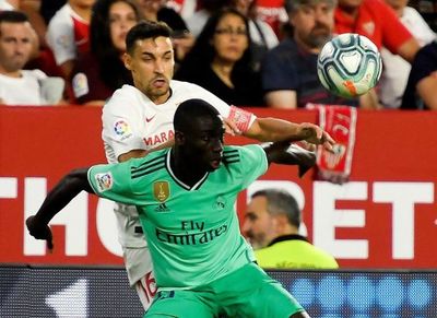 Mendy amplía la plaga de lesiones