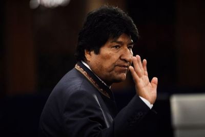 En campaña, Evo advierte del “desastre” económico argentino