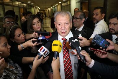 Galaverna: Asesores “descuidan” a Abdo
