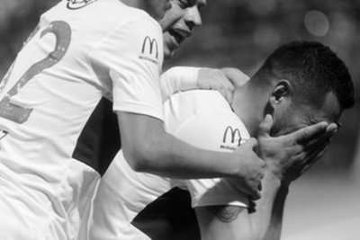 Olimpia sufre pero sigue de manera solitaria en la punta