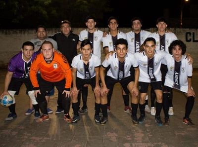 Tacuary sigue al frente de la tabla