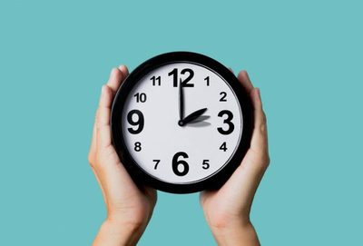 El domingo 6 de octubre se cambiará el horario paraguayo