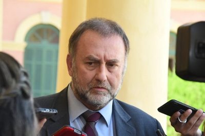 Presupuesto se infla cada vez más, Hacienda “sufre” y clama: “Tengamos sensatez"
