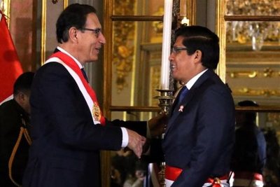 El primer ministro de Perú afirma que Vizcarra no renunciará ni pedirá elecciones generales