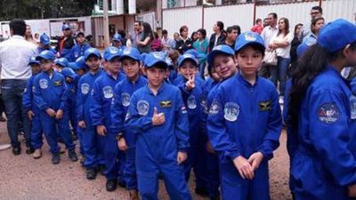 Paraguay: al espacio y más allá.