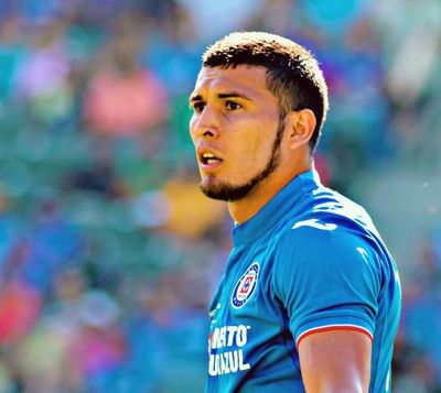 Escobar, con pocas chances