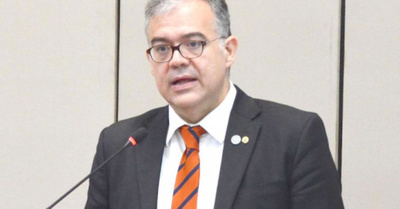 Julio Ullón dejó de ser jefe de Gabinete