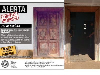 Gobierno paraguayo pide a Interpol emitir alerta por hurto de puerta jesuítica