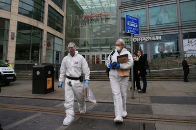 Hombre detenido por terrorismo tras ataque con arma blanca en Mánchester