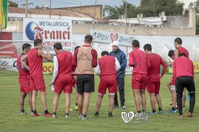 Orteman alista el onceno del rayadito ante la reserva