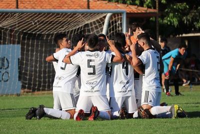 Sub 16: Olimpia lidera con dos escoltas