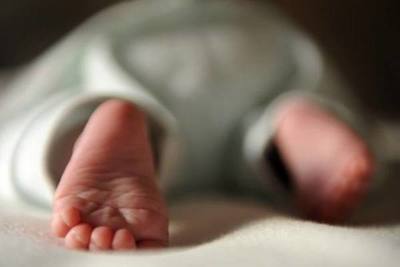 Bebé fue abandonada en inquilinato de Capiatá
