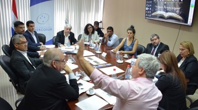 El Parlasur apoya la mesa de diálogo para indígenas en la zona de Itaipú