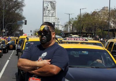 América, tierra fértil para Uber o DiDi pese a protestas y frágil regulación