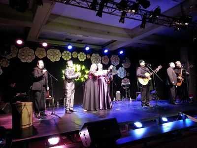¿Reviven las noches con shows folclóricos?