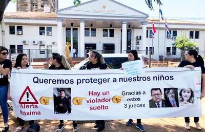 Policía abusador se burló de su víctima durante el juicio y reconoció actos de violencia