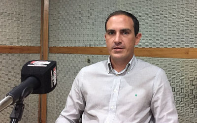 Senador lamenta que pidan aumento de presupuesto solo para quedar bien