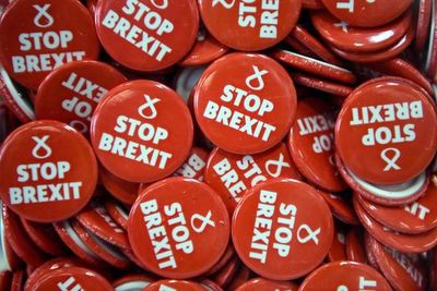 Reino Unido y la UE retoman la negociación del Brexit en tiempo de descuento