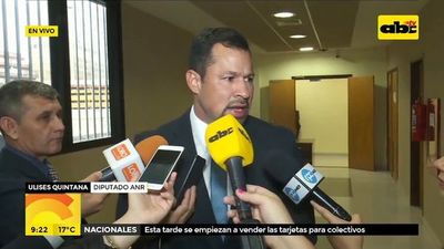 Quintana confirma candidatura a intendente