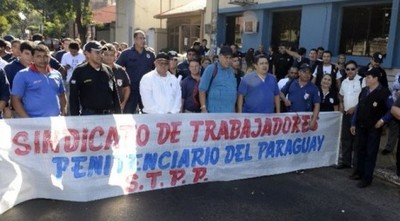 Inminente huelga de guardiacárceles a partir de las 00:00 Hs
