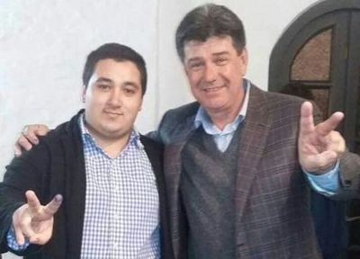 Necrofilia política