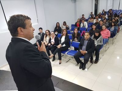 Gremio de contadores buscará ley de matriculación profesional