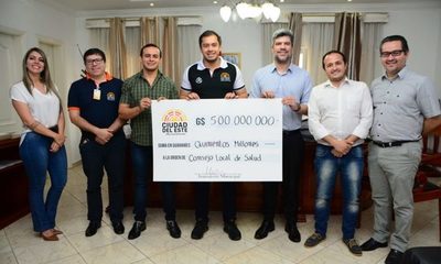Prieto entrega Gs. 500 millones al Consejo Local de Salud
