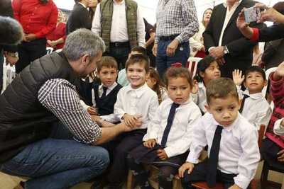 Impulsan mejoras edilicias en 64 escuelas de Paraguarí