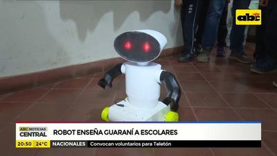 Robot enseña guaraní a escolares