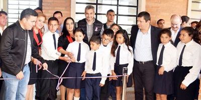 Inauguraron obras en escuela Manuel Cabello de Carapeguá