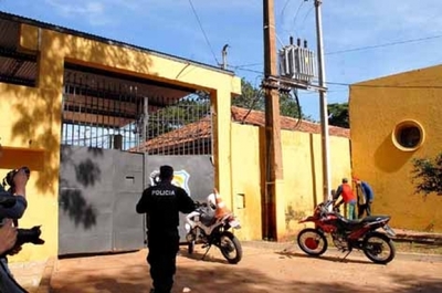 Detuvieron al director del penal de CDE y al juez penal de San Pedro