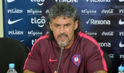 Leonel Álvarez: "Queremos llevar a Cerro a lo más alto"