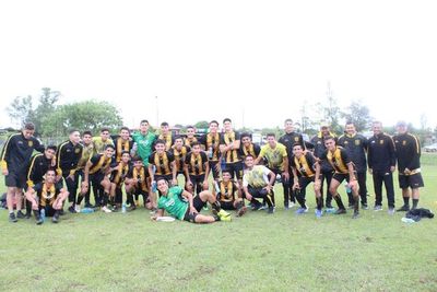 Guaraní golea y es nuevo líder de la Sub 17