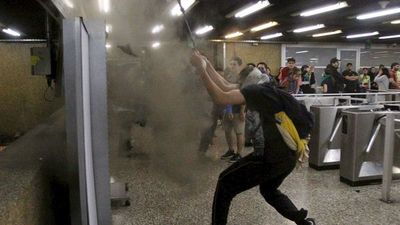La Conmebol analiza cambiar la sede de la final de la Copa Libertadores por los incidentes en Chile