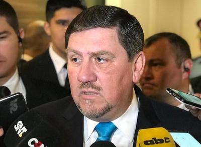 Llano: “Ejecutivo debería ser un poco más duro con sus colaboradores”, con respecto al PGN 2020