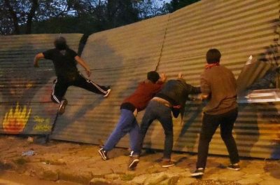 Ministro del Interior defiende actuación policial en el Jardín Botánico