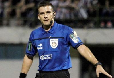 Derlis López en el juego de la fecha