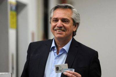 Fernández-Kirchner, con ventaja en toda Argentina