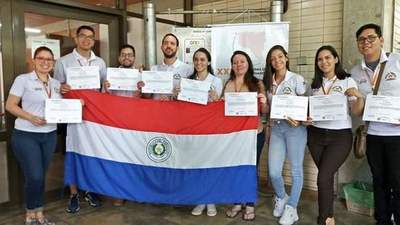 UNE obtiene 9 premios en las Jornadas de Jóvenes Investigadores