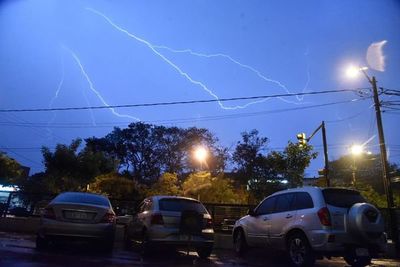 Ola de calor da paso a fuertes tormentas desde esta noche