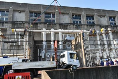 Realizan montaje de barras de 500 kV en Yacyretá