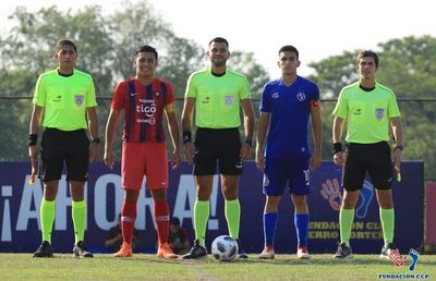 Sub 18: Cerro empata pero no deja la cima
