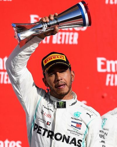 Hamilton logra su sexto título