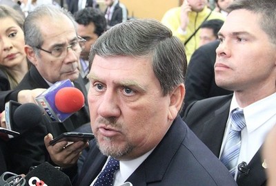 Crisis interna del PLRA, cada vez más profunda. Llano dispara contra Alegre y le culpa de bancarrota del partido