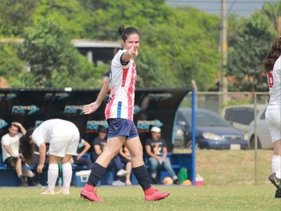 Dos lideran en Femenino