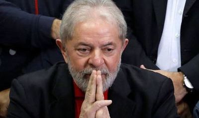 Corte suprema de Brasil aprueba recurso que puede liberar a Lula