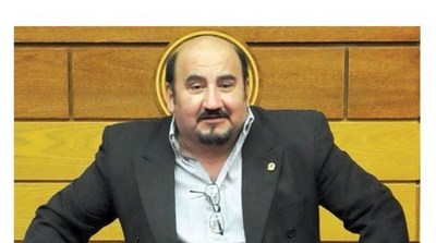 “Efraín es un inmoral que exige transparencia a la ciudadanía pero no lo aplica en el partido”
