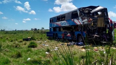 Suman cinco los paraguayos muertos en tragedia vial en Argentina. Dieron a conocer las identidades