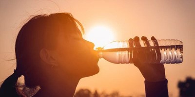 LA IMPORTANCIA DE LA HIDRATACIÓN PARA EVITAR EL GOLPE DE CALOR